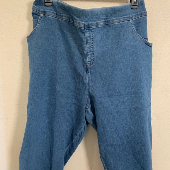 New plus size jean shorts 5x - Picture 3 of 4